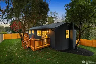 7211 182nd St SW, Edmonds, WA 98026 - Photo 3