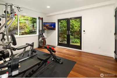 311 34th Avenue E, Seattle, WA 98112 - Photo 23