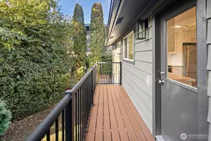 845 Kirkland Way, Kirkland, WA 98033 - Photo 3