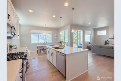 6843 46th Street NE, Marysville, WA 98270 - Photo 3