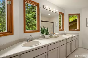 22542 NE 46th St, Redmond, WA 98053 - Photo 25