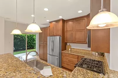 21900 SE 242nd Street #D3, Maple Valley, WA 98038 - Photo 9