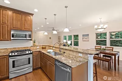 21900 SE 242nd Street #D3, Maple Valley, WA 98038 - Photo 7