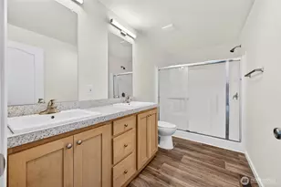 10421 363rd St Ct E, Eatonville, WA 98328 - Photo 15