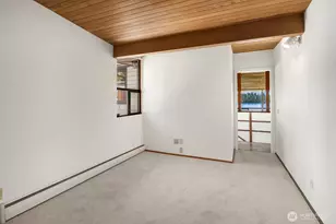4835 Forest Ave SE, Mercer Island, WA 98040 - Photo 13
