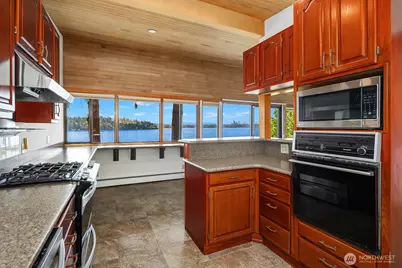 4835 Forest Avenue SE, Mercer Island, WA 98040 - Photo 7