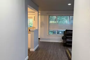 12404 E Gibson Road E, Everett, WA 98204 - Photo 5