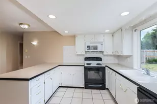 717 E Spruce St, Sequim, WA 98382 - Photo 7