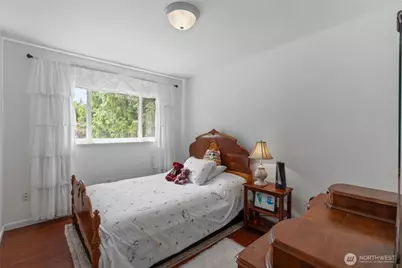 6878 Helena Drive NE, Bremerton, WA 98311 - Photo 29
