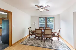 221 W 15th St, Port Angeles, WA 98362 - Photo 17