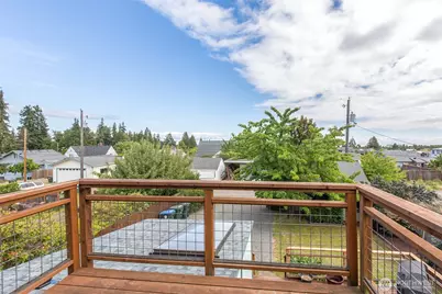 221 W 15th Street, Port Angeles, WA 98362 - Photo 25