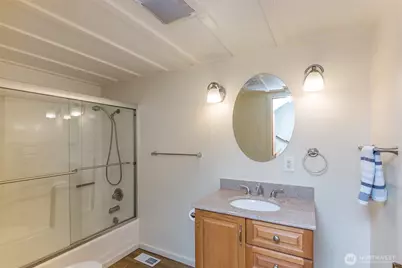 221 W 15th Street, Port Angeles, WA 98362 - Photo 21