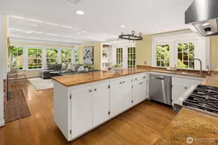 8914 SE 56th St, Mercer Island, WA 98040 - Photo 5