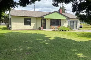 10563 District Line Rd, Burlington, WA 98233 - Photo 1