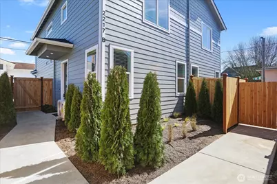 2217 Hoyt Avenue #B, Everett, WA 98201 - Photo 27
