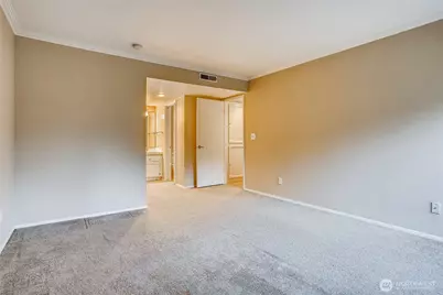 11506 NE 128th Street #17, Kirkland, WA 98034 - Photo 17