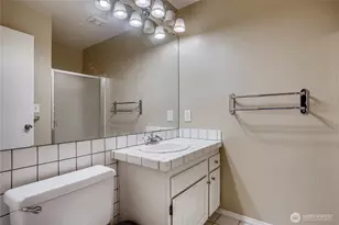 11506 NE 128th St, Kirkland, WA 98034 - Photo 23