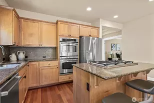 2188 NE Noble St, Issaquah, WA 98029 - Photo 9