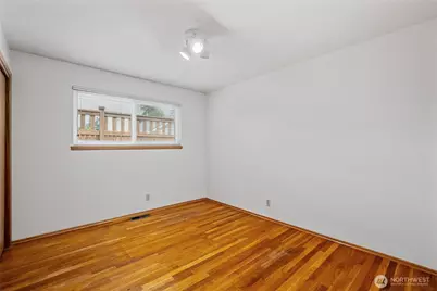 15821 14th Avenue SW, Burien, WA 98166 - Photo 9
