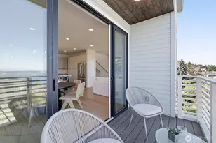 909 32nd Ave S, Seattle, WA 98144 - Photo 11