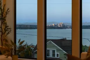 909 32nd Ave S, Seattle, WA 98144 - Photo 5