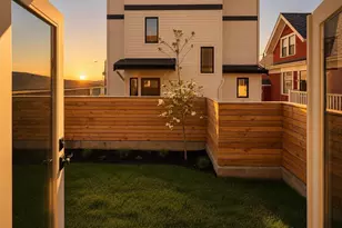 909 32nd Ave S, Seattle, WA 98144 - Photo 9