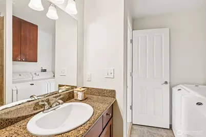 717 NW 70th Street #203, Seattle, WA 98117 - Photo 25
