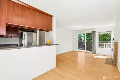 717 NW 70th Street #203, Seattle, WA 98117 - Photo 13