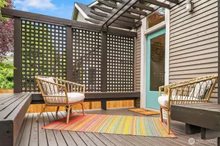 4715 Densmore Ave N, Seattle, WA 98103 - Photo 31