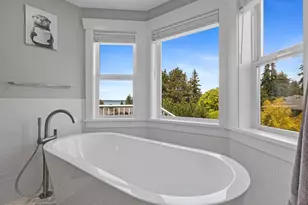 4909 Chinook Dr, Everett, WA 98203 - Photo 23