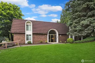 11208 NE 68th St, Kirkland, WA 98033 - Photo 1