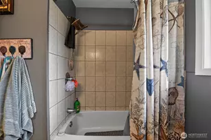 621 E Summa St, Centralia, WA 98531 - Photo 29