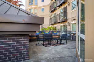 1125 E Olive St, Seattle, WA 98122 - Photo 15