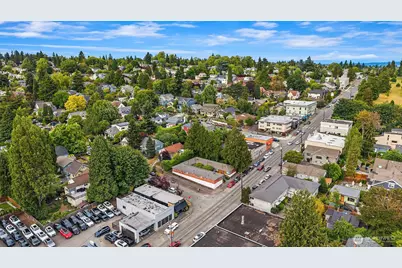 2800 NE 55th Street, Seattle, WA 98105 - Photo 3