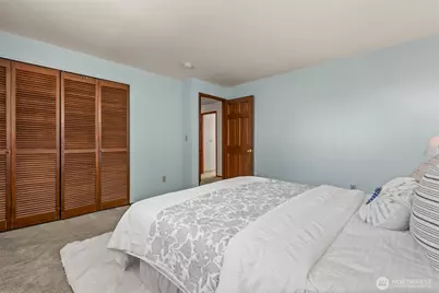 14901 SE 47th Place, Bellevue, WA 98006 - Photo 19