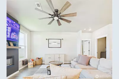 742 NE I Street, Quincy, WA 98848 - Photo 9