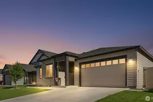 742 NE I St, Quincy, WA 98848 - Photo 1