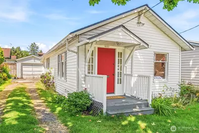 4051 19th Avenue SW, Seattle, WA 98106 - Photo 1