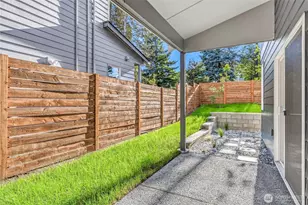 10708 Linden Ave N, Seattle, WA 98133 - Photo 29
