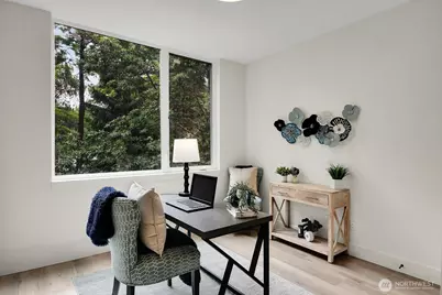 2622 Mayfair Avenue N, Seattle, WA 98109 - Photo 9