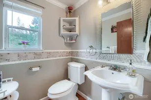 15827 SE 156th Ct, Renton, WA 98058 - Photo 11