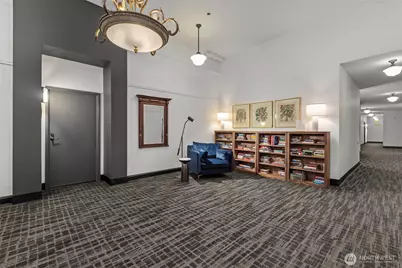 201 Galer Street #320, Seattle, WA 98109 - Photo 29