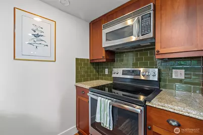 201 Galer Street #320, Seattle, WA 98109 - Photo 15