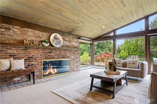 9837 Belfair Rd, Bellevue, WA 98004 - Photo 9