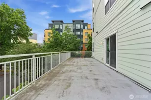 4722 12th Ave NE, Seattle, WA 98105 - Photo 3
