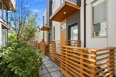 2326 Minor Avenue E #B, Seattle, WA 98102 - Photo 27