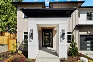 13310 NE 112th Pl, Redmond, WA 98052 - Photo 3