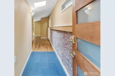 3815 NE 113th Street, Seattle, WA 98125 - Photo 5