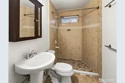 3815 NE 113th Street, Seattle, WA 98125 - Photo 29