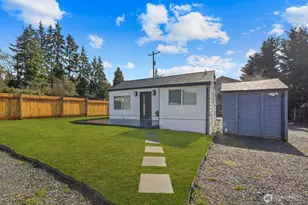 1747 1/2 NE 147th St, Shoreline, WA 98155 - Photo 3